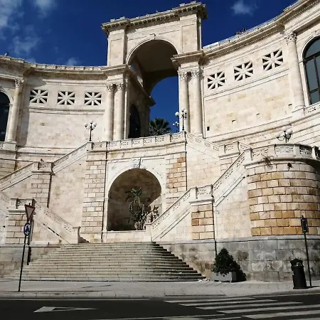 아파트 Flamingo View